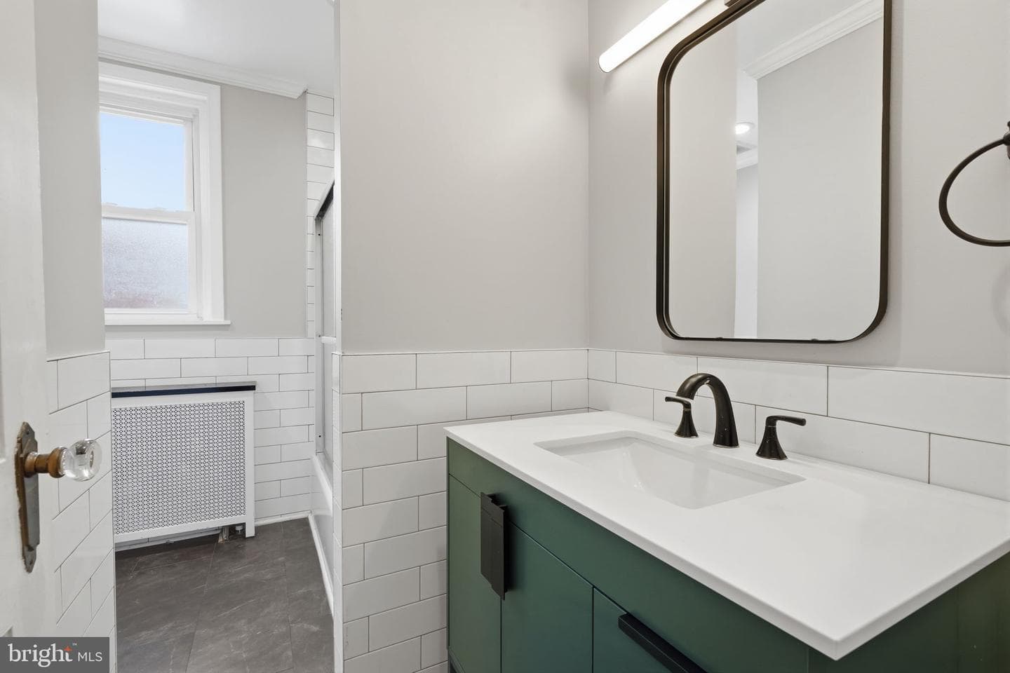 1814 Chelsea Road photo 16