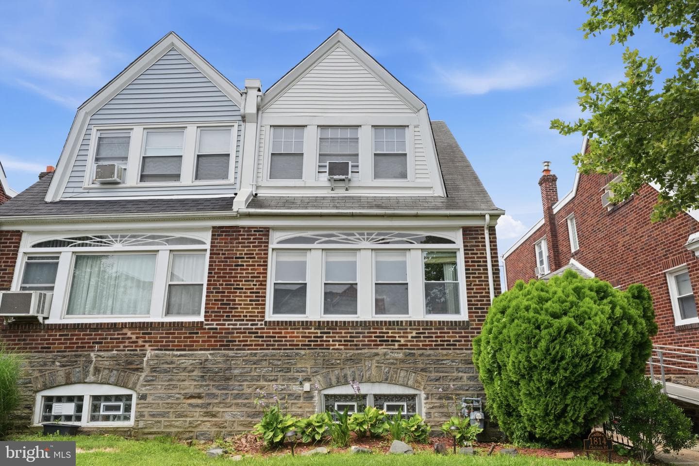 1814 Chelsea Road photo 29