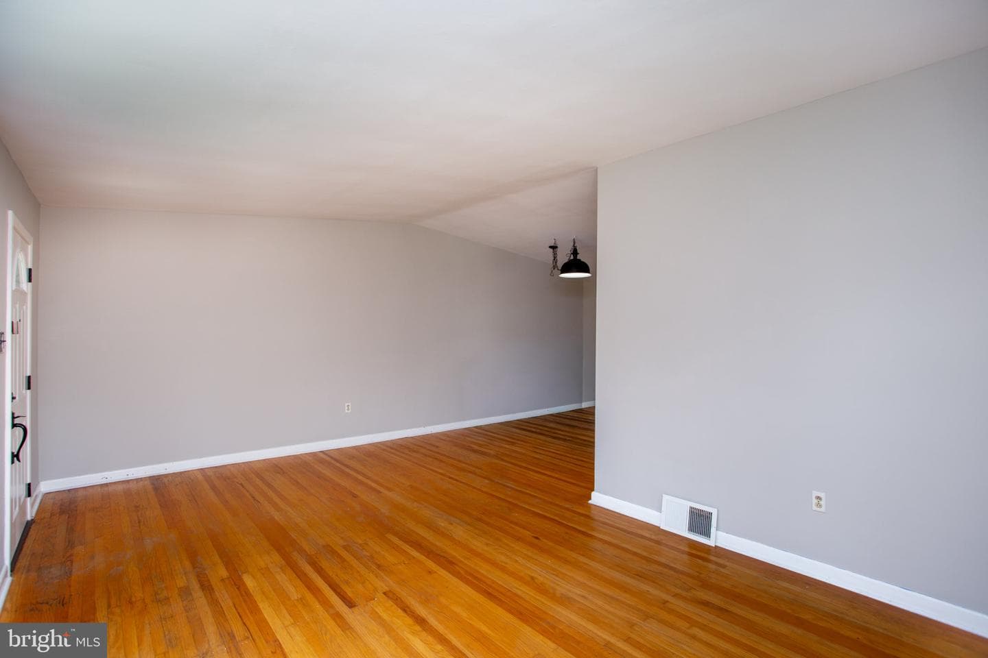 540 Wanamaker Road photo 6