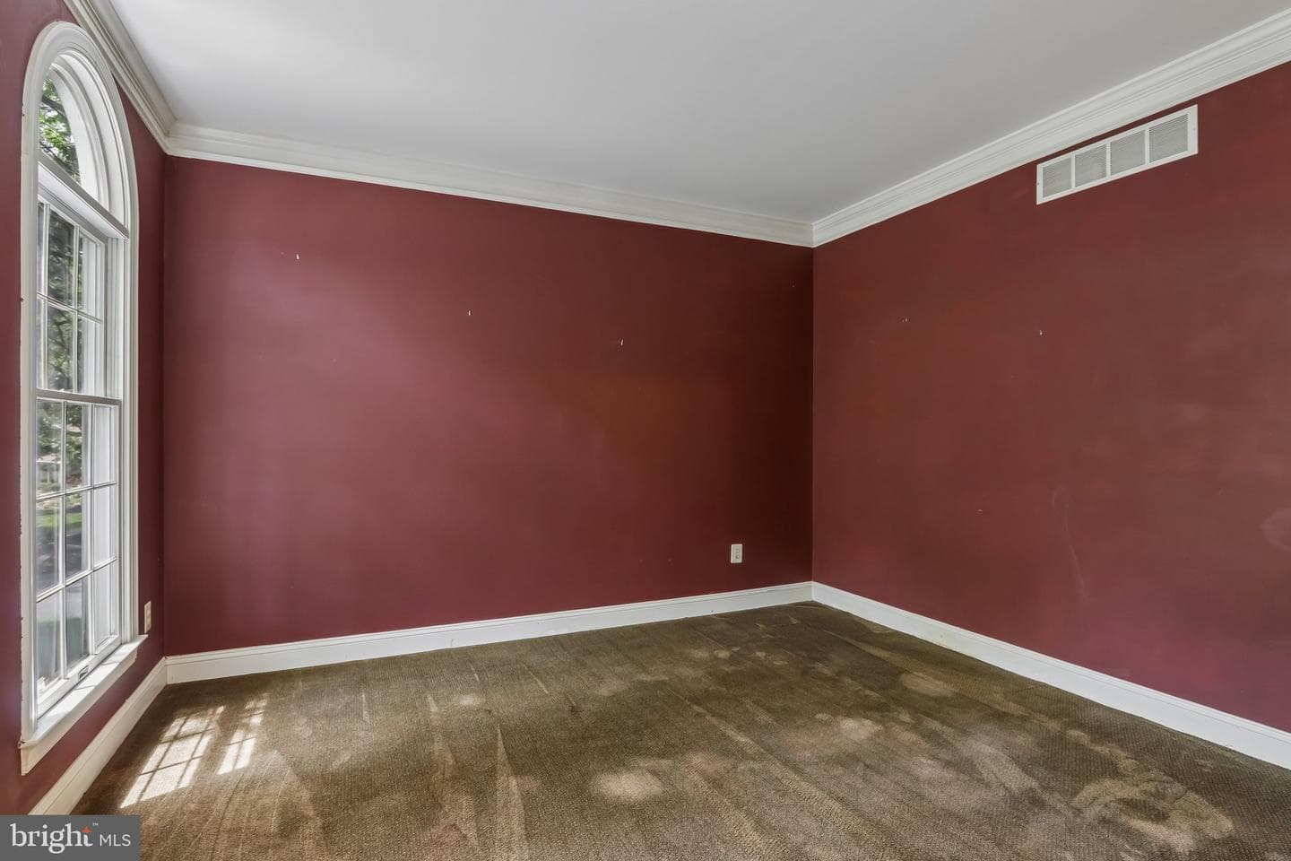 111 Manor Drive photo 10