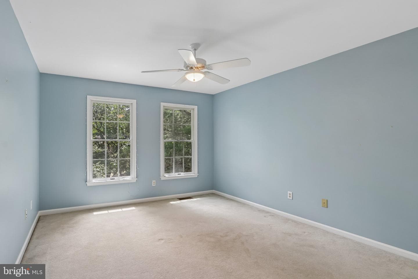 111 Manor Drive photo 52
