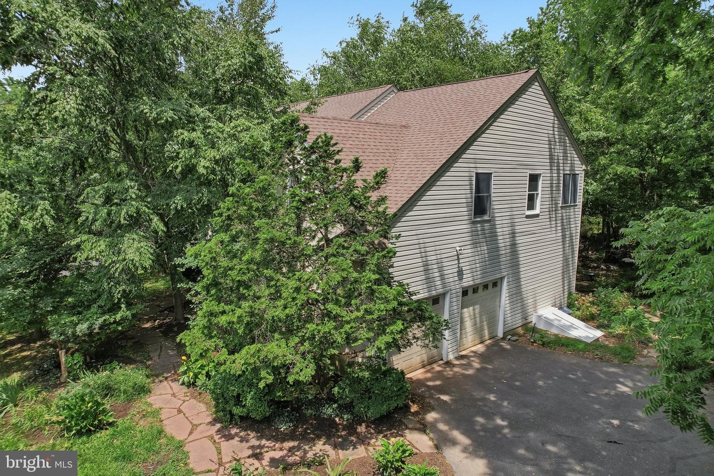 111 Manor Drive photo 72