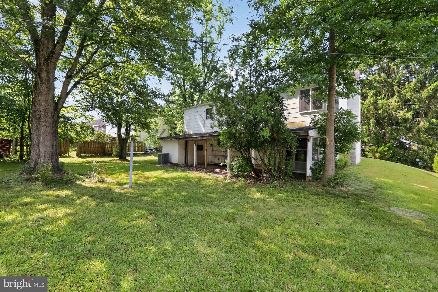 807 Yorktown Street photo 34