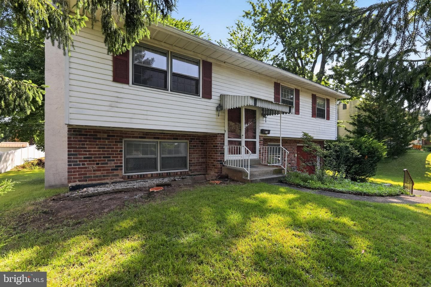 807 Yorktown Street photo 36