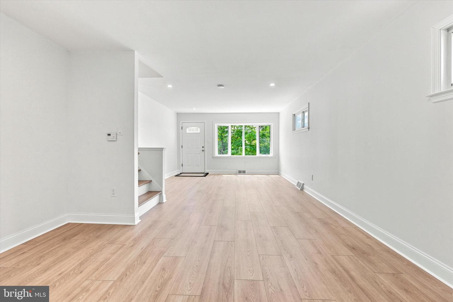 152 Egerton Avenue photo 7