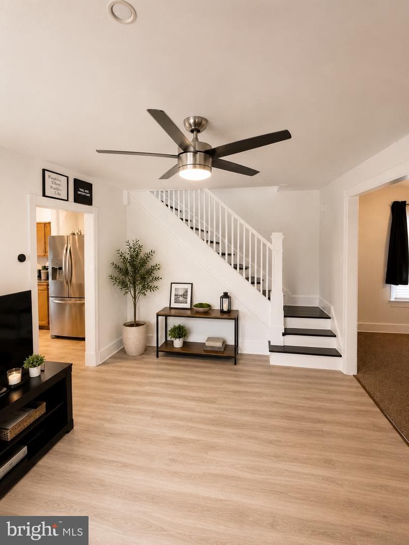 2260 W Walnut Street photo 5