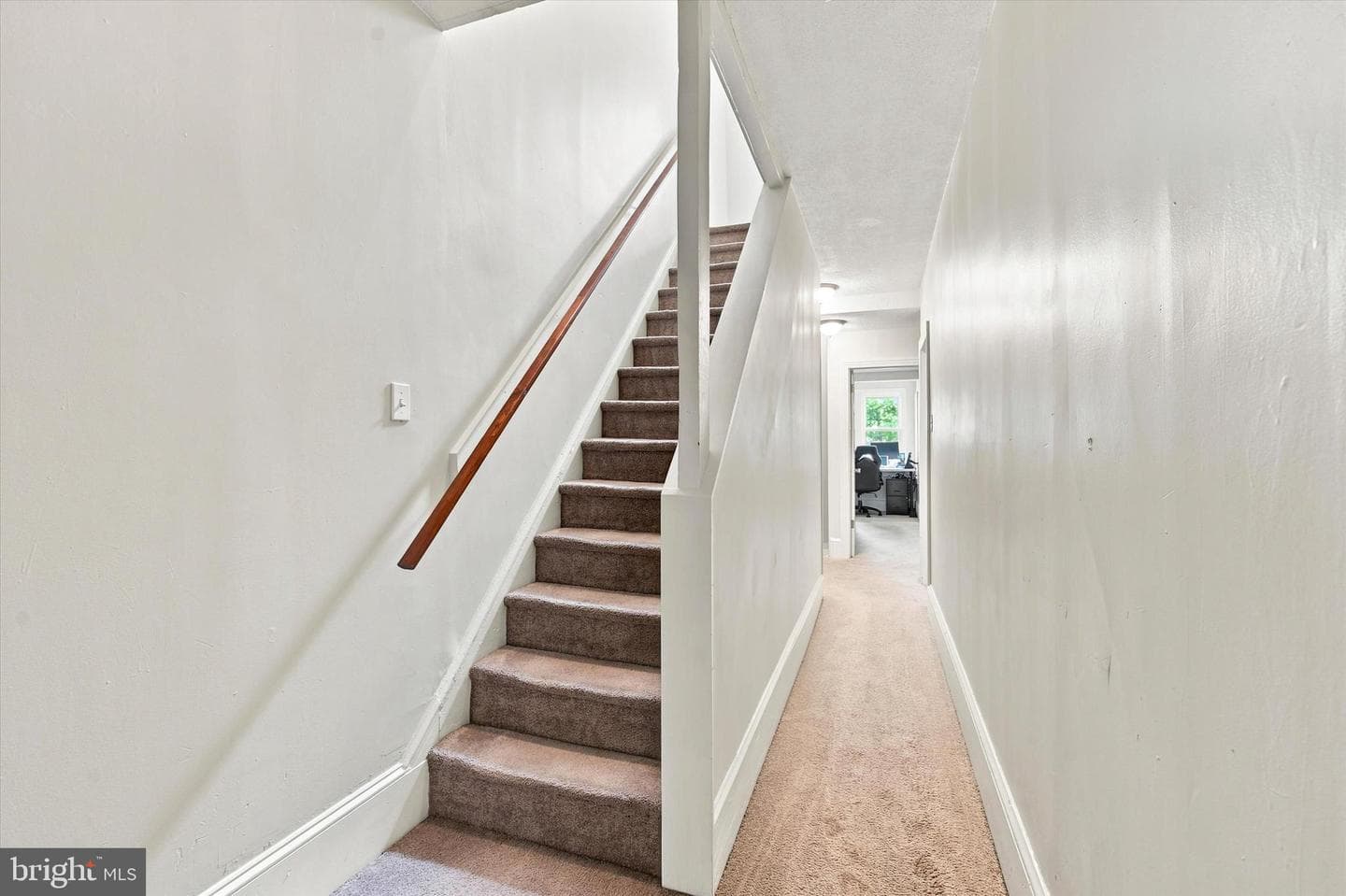 644 Chestnut Street photo 24