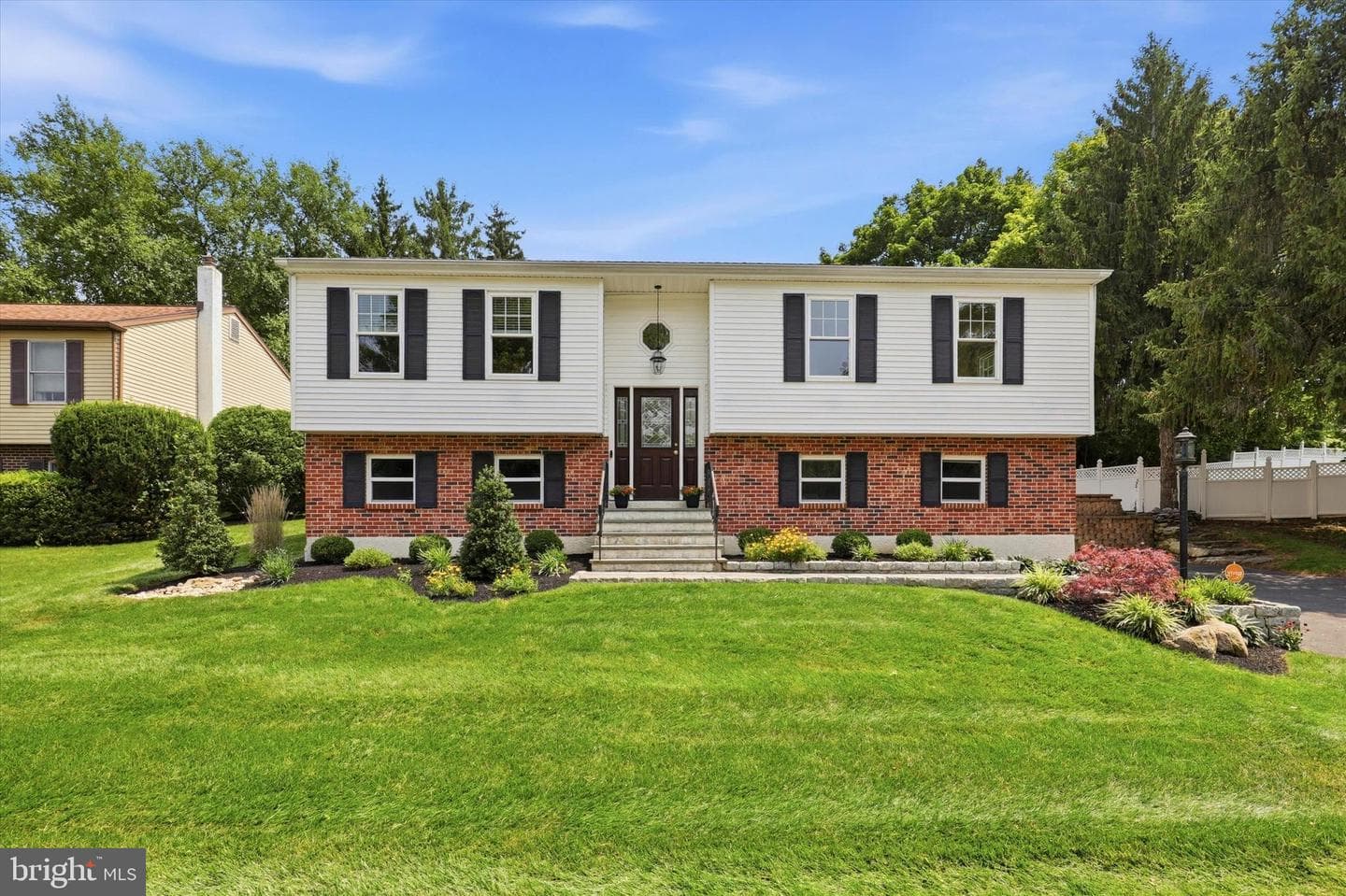 737 Vance Drive, Glenside