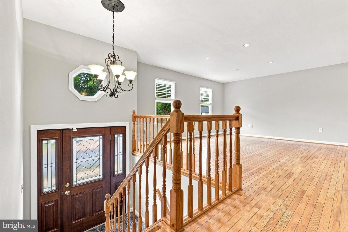 737 Vance Drive photo 9