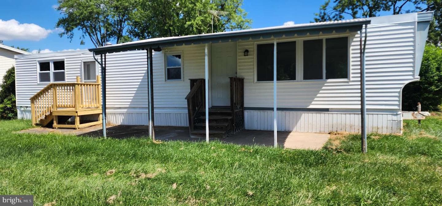 109 Lafayette Drive, Norristown