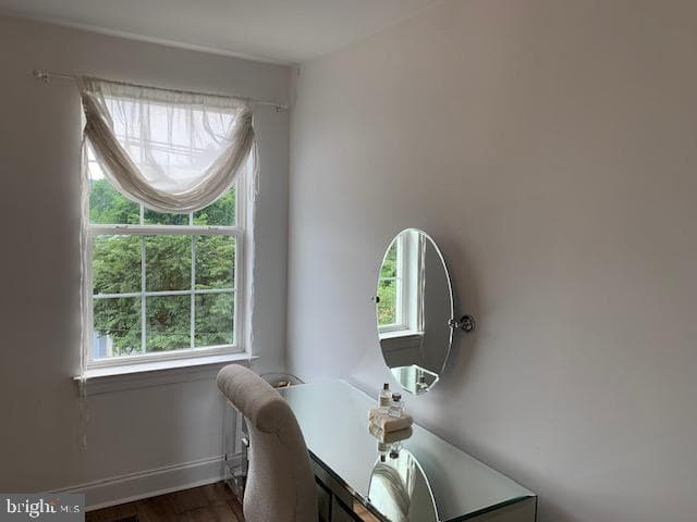 423 E Tenth Avenue photo 27