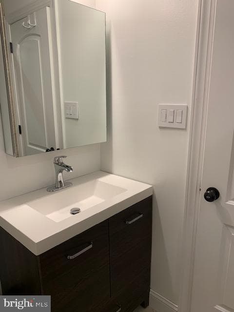 423 E Tenth Avenue photo 31