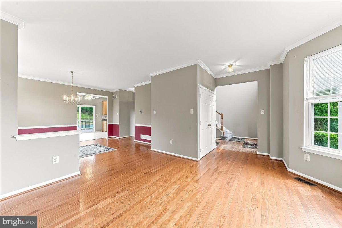 310 Country Ridge Drive photo 10