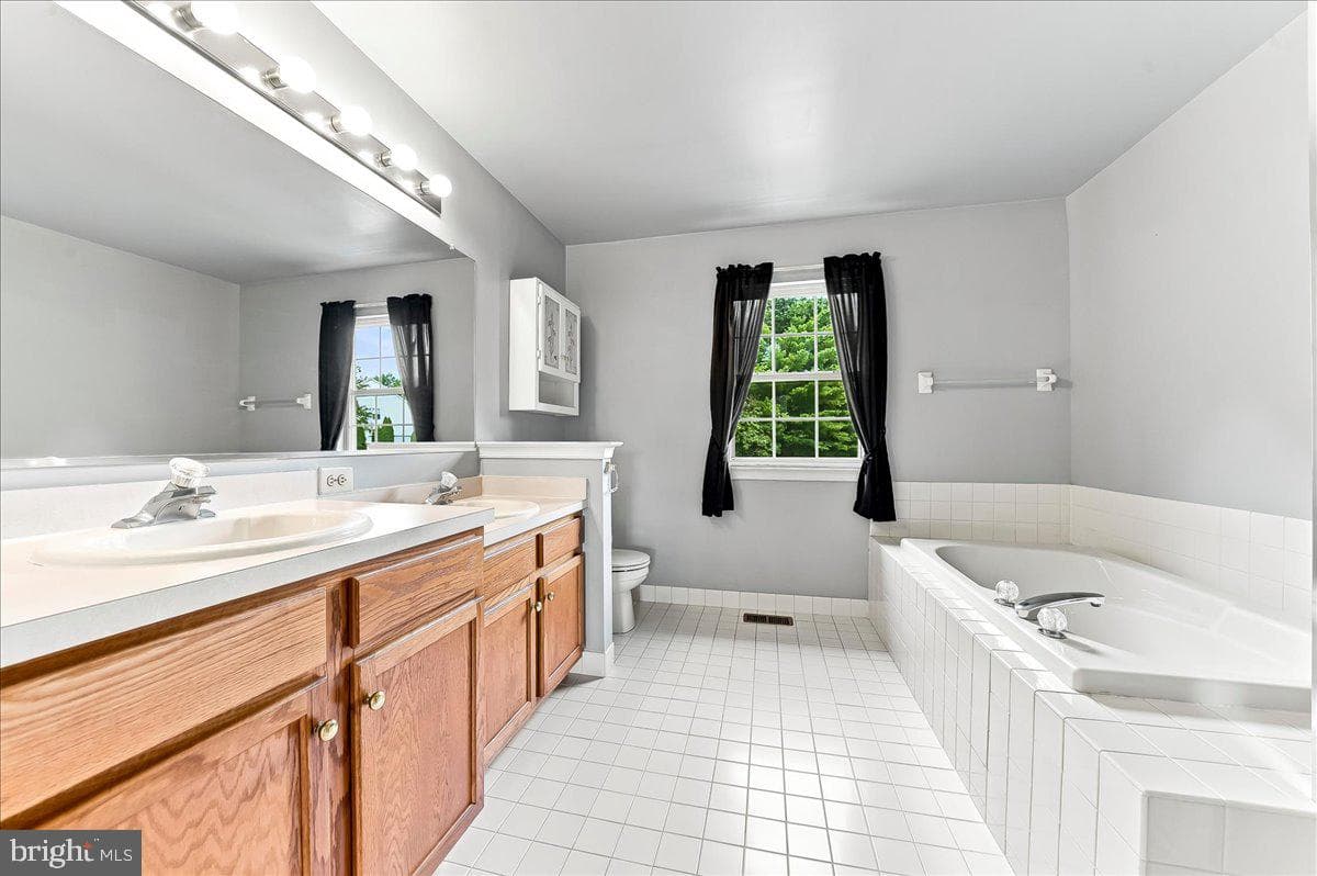 310 Country Ridge Drive photo 26