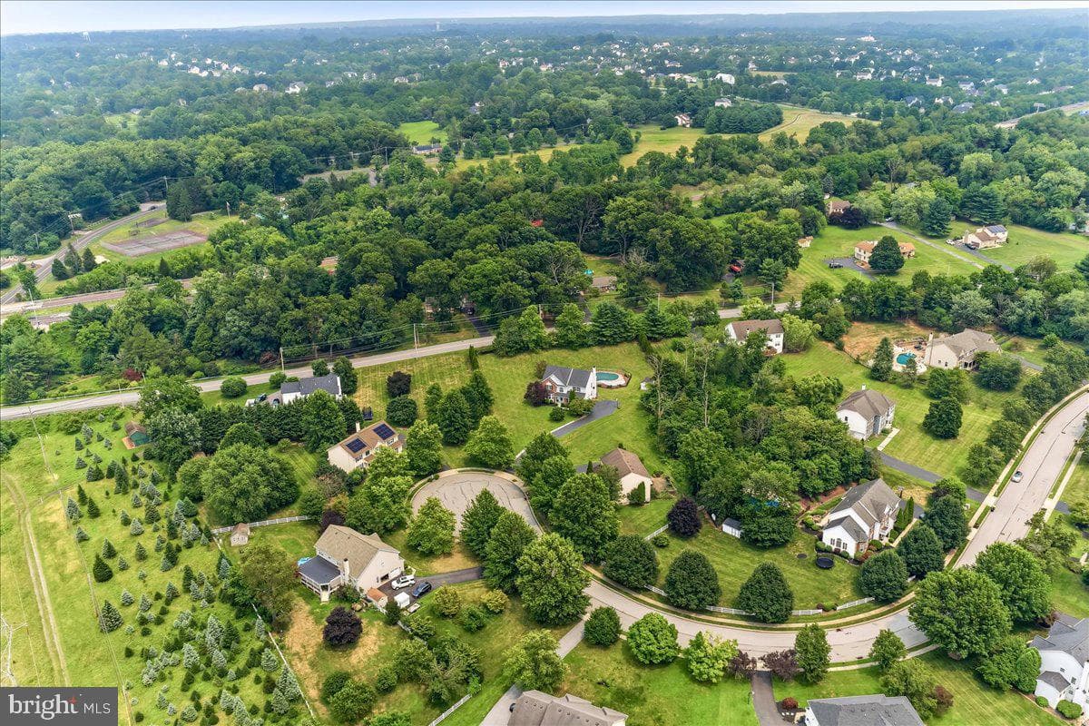 310 Country Ridge Drive photo 45