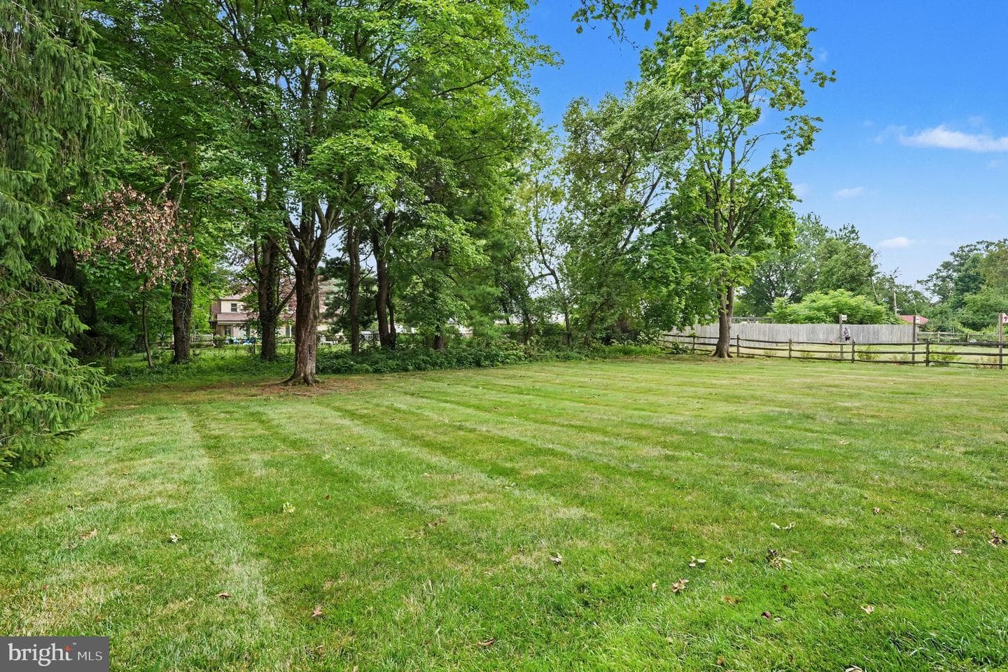 1717 Howe Lane photo 10