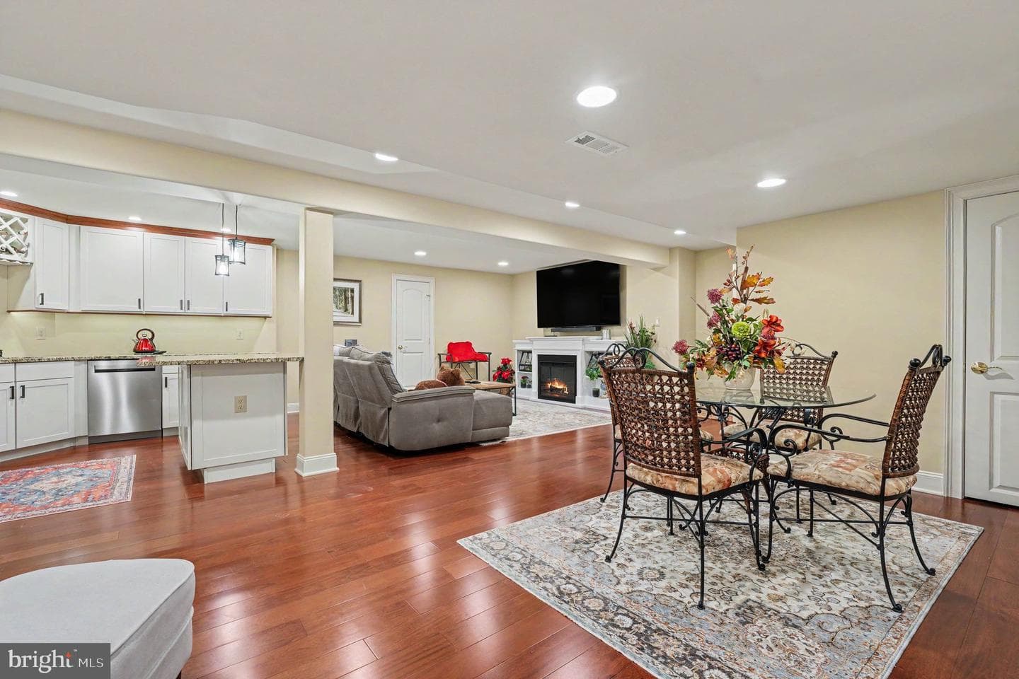 396 Augusta Drive photo 60