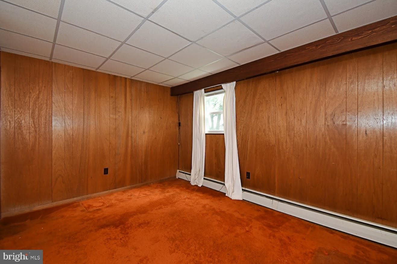 495 Regimental Road photo 16