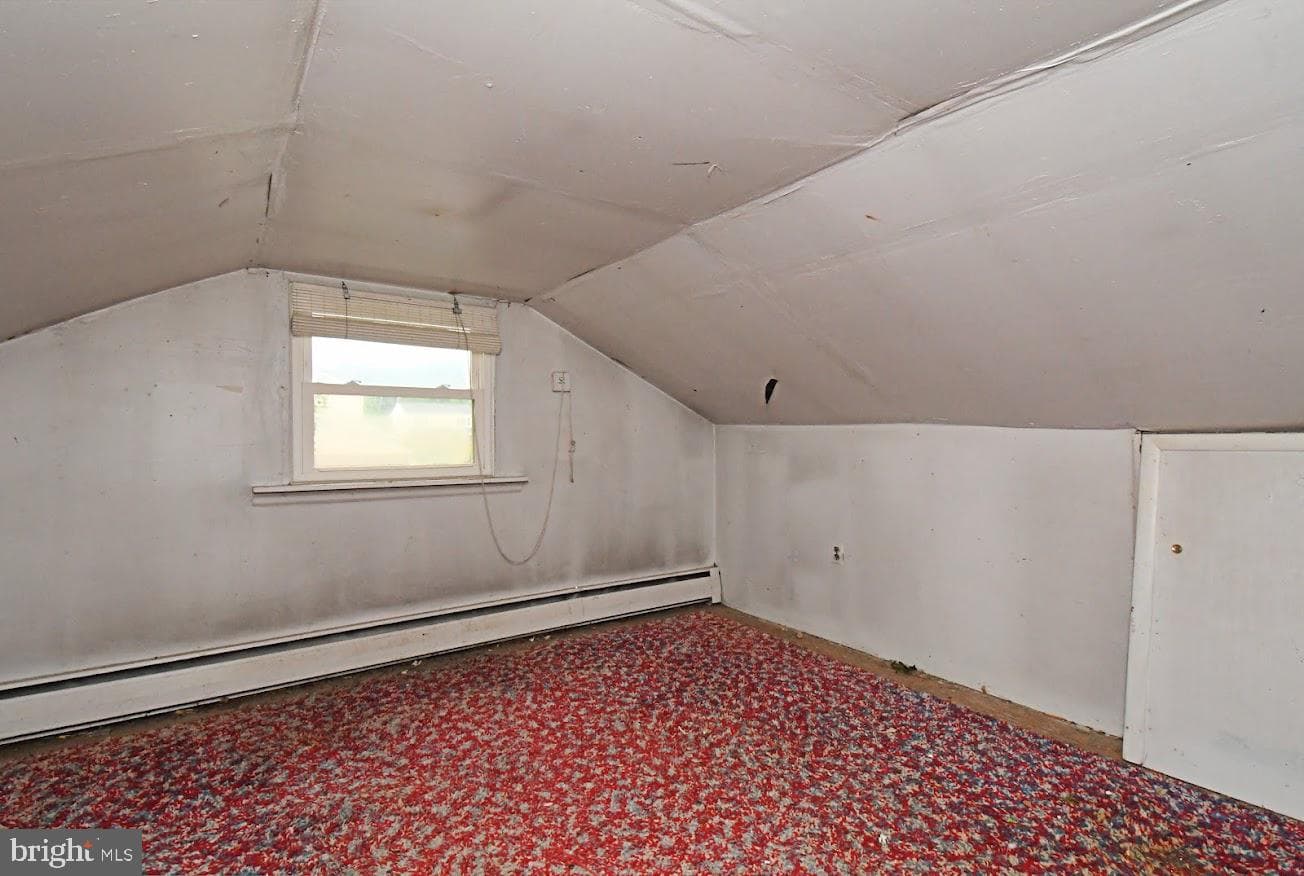 495 Regimental Road photo 27