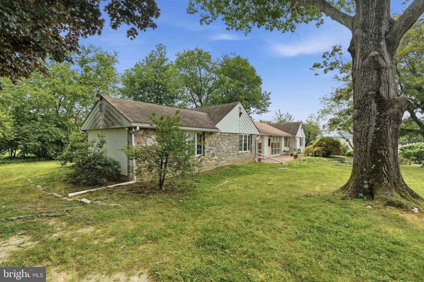 707 Forrest Avenue, Rydal