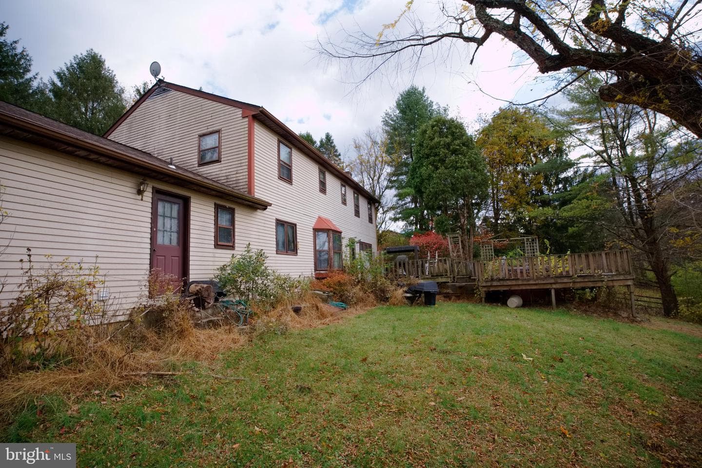 2713 Center St photo 5