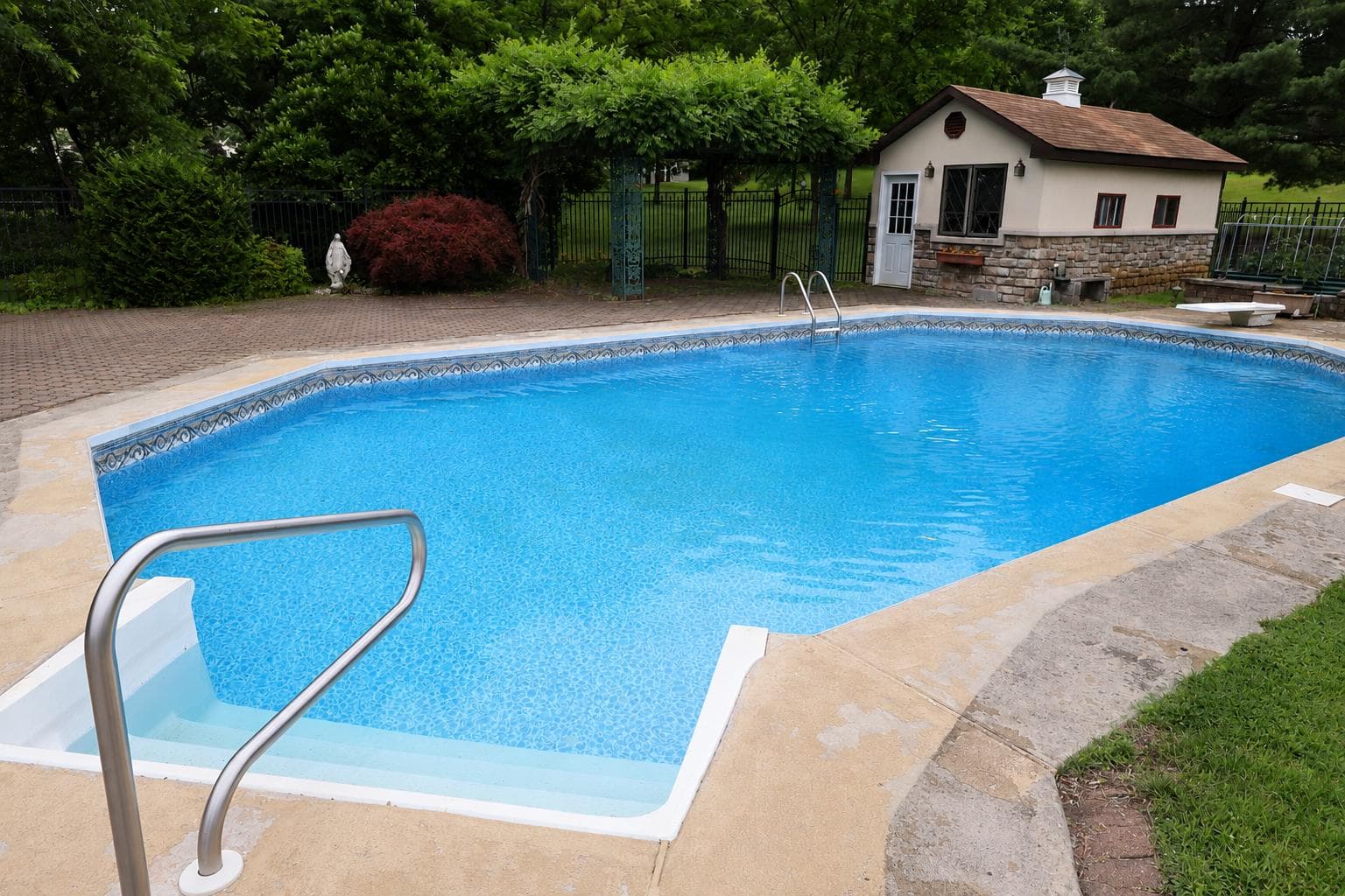 1501 Detweiler Avenue photo 4