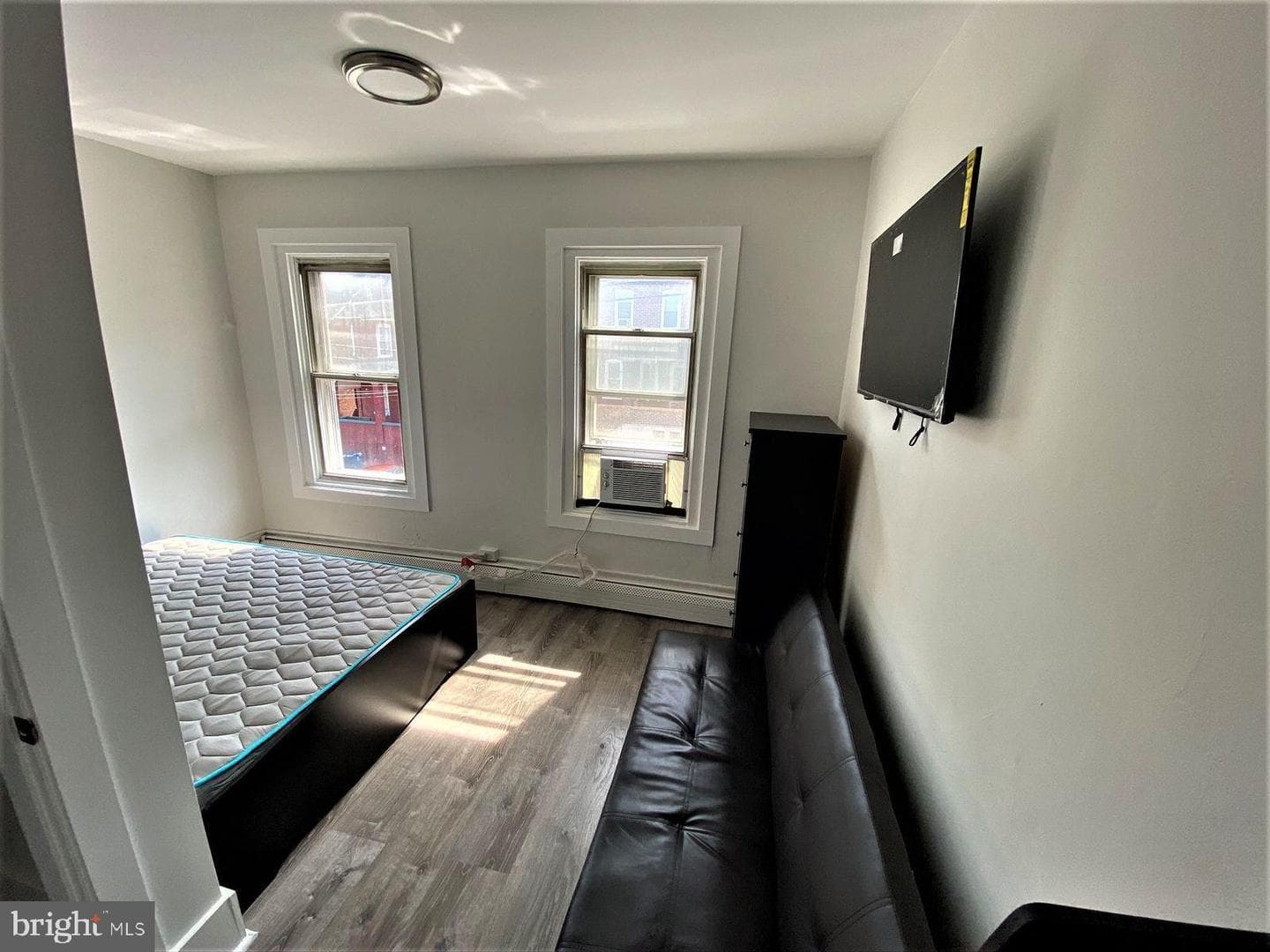 515 Thomas Street photo 25