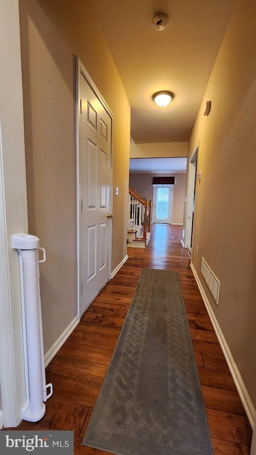 3 Kings Avenue photo 4