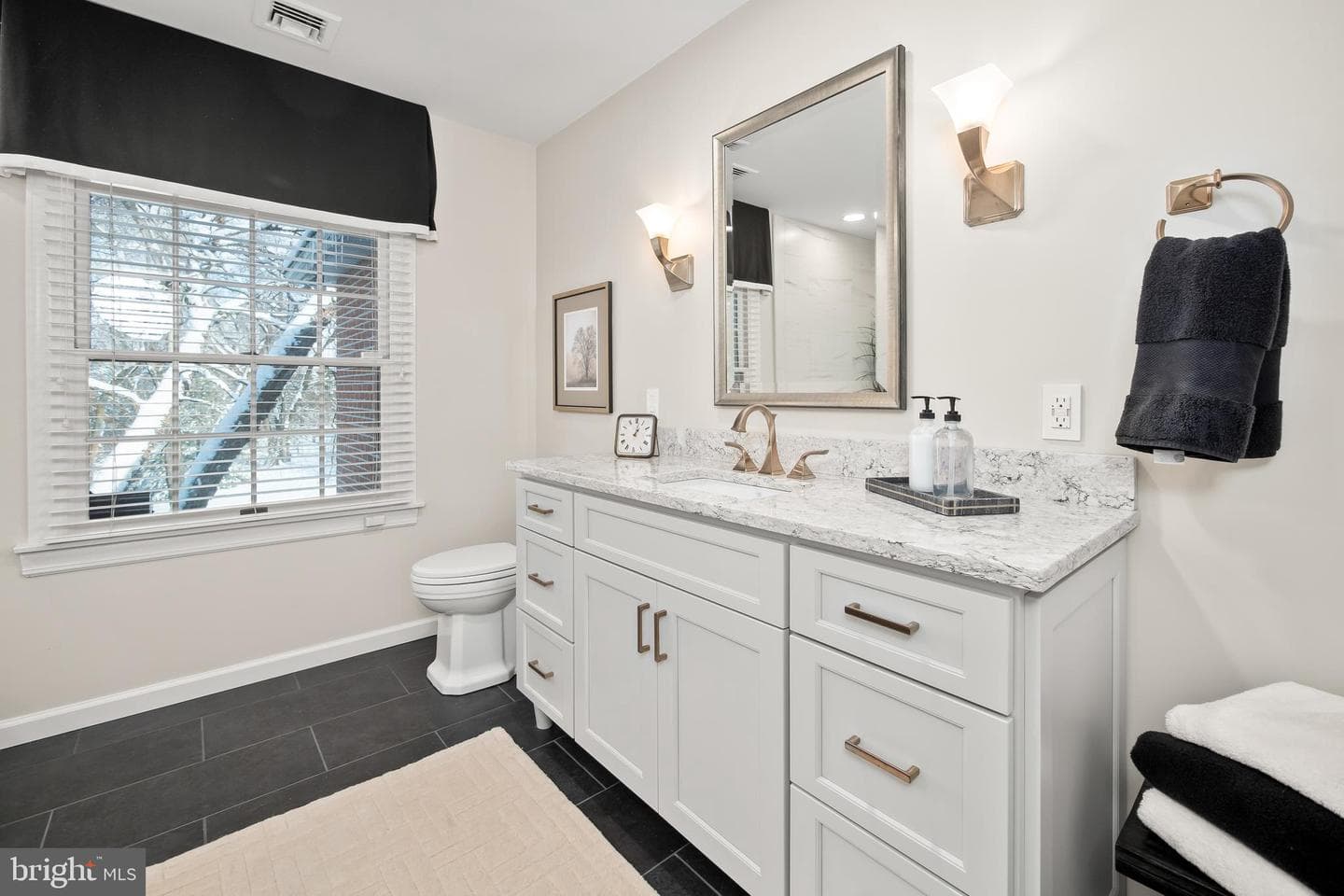 1593 Saucon Valley Road photo 50
