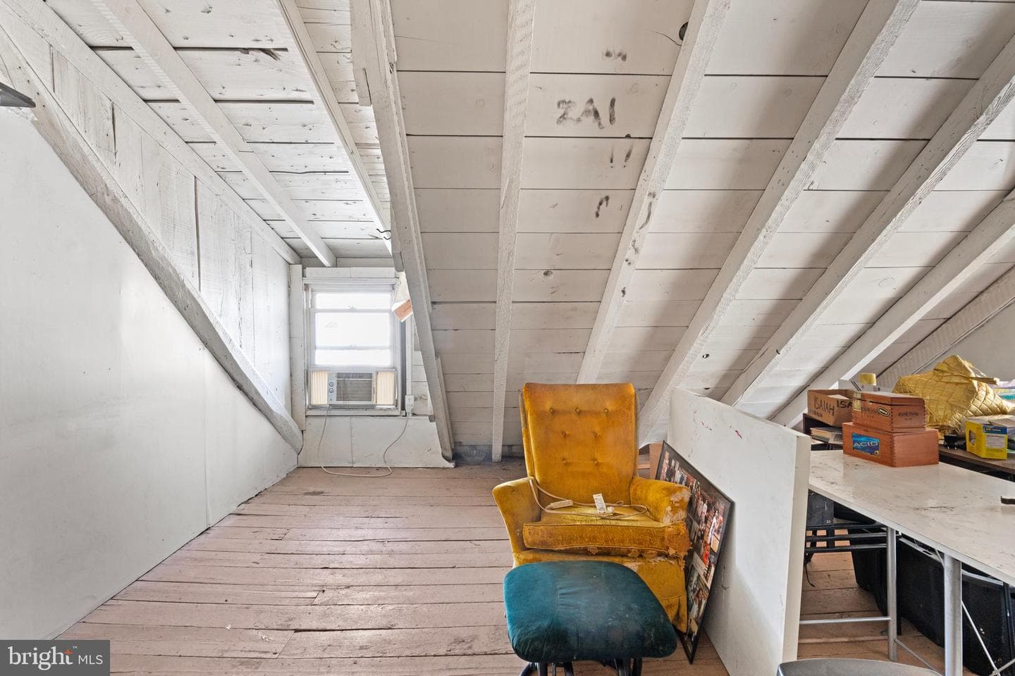 829 N New Street photo 27