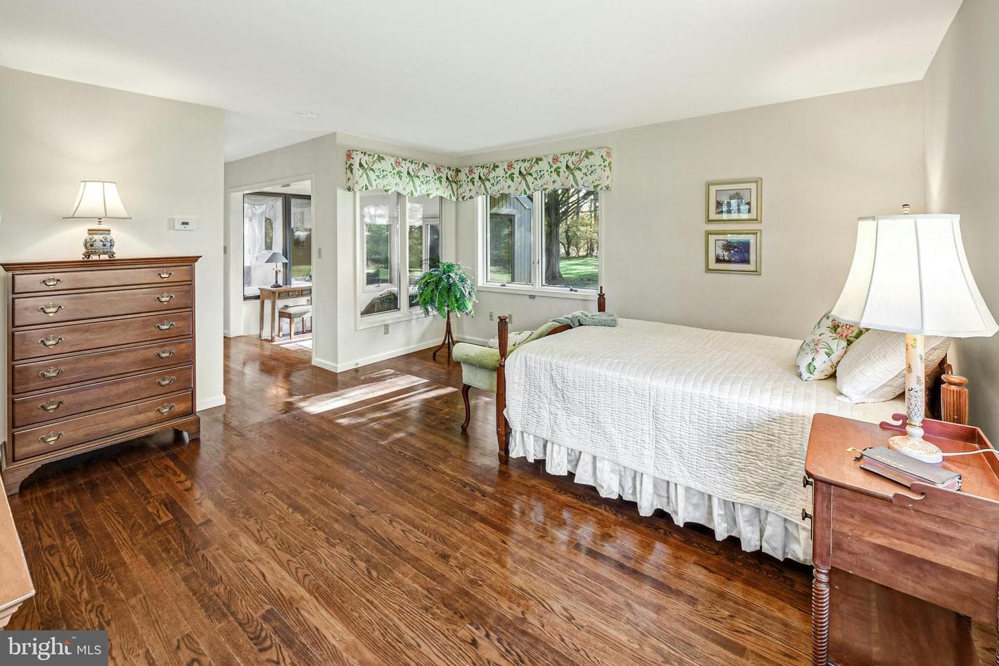 1588 Saucon Valley Road photo 18