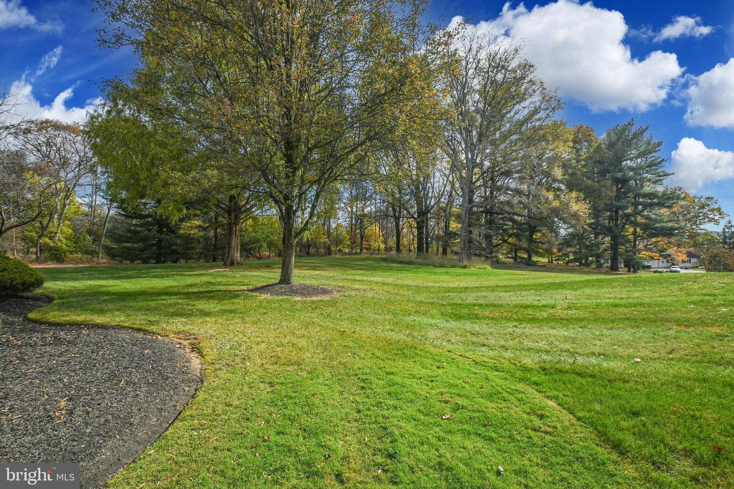 1588 Saucon Valley Road photo 30
