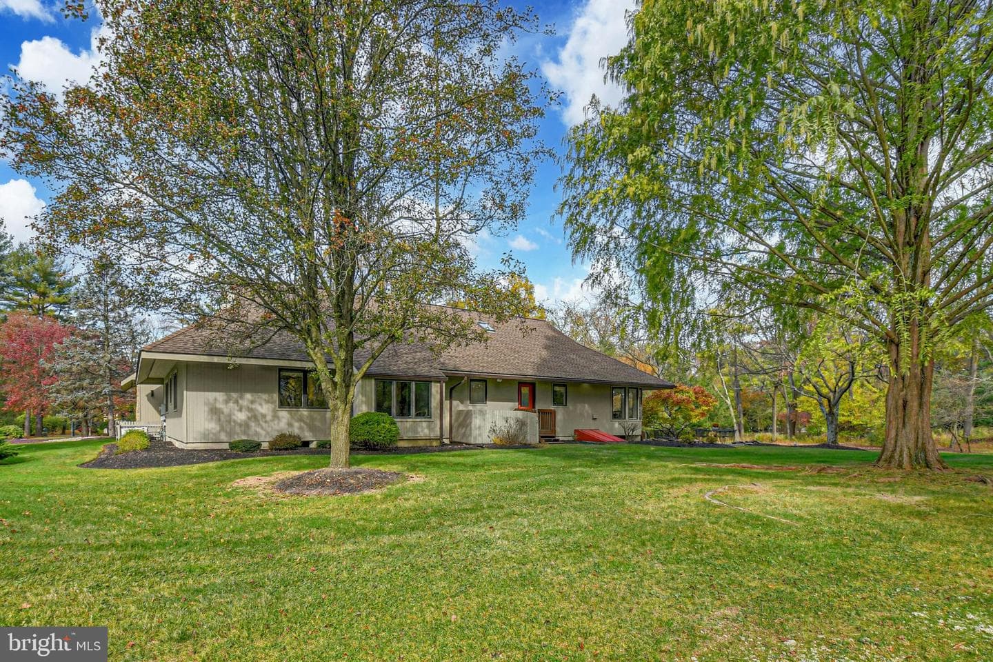 1588 Saucon Valley Road photo 31