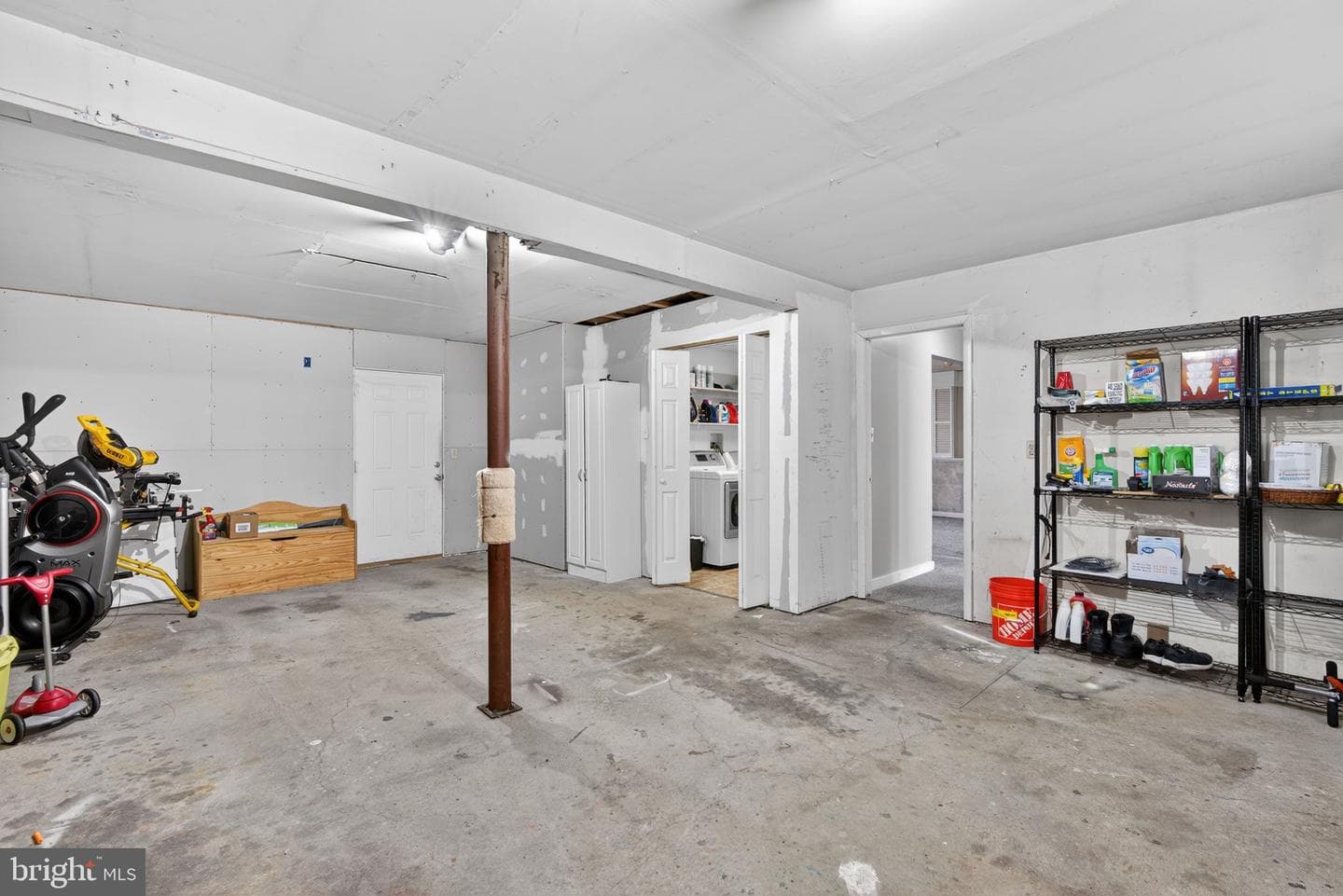 1386 Jefferson Street photo 22