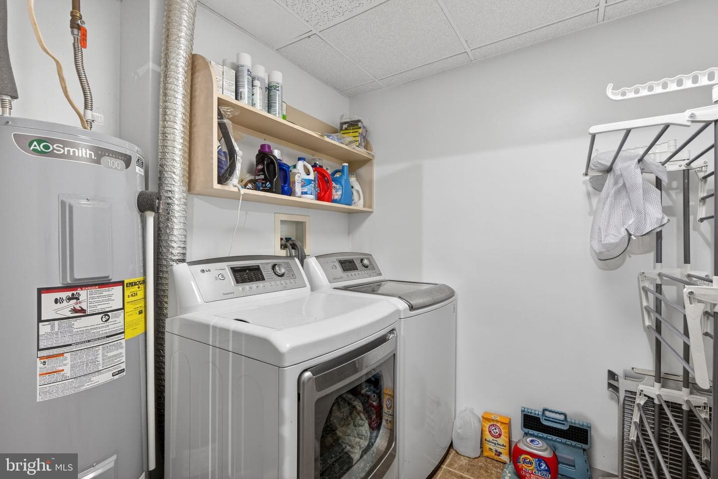 1386 Jefferson Street photo 23