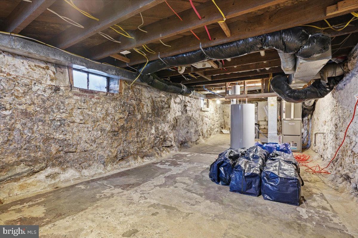 1647 4th Street photo 40