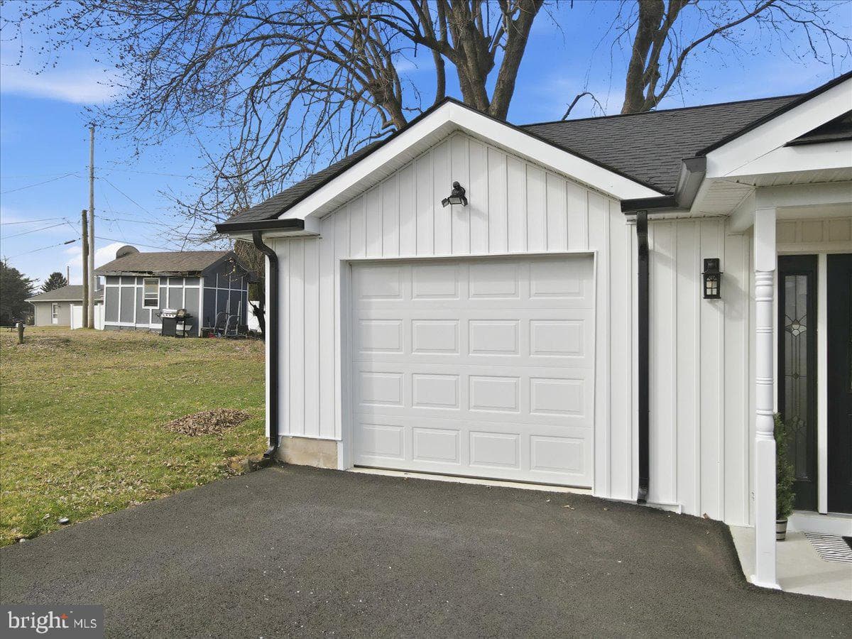 1647 4th Street photo 44
