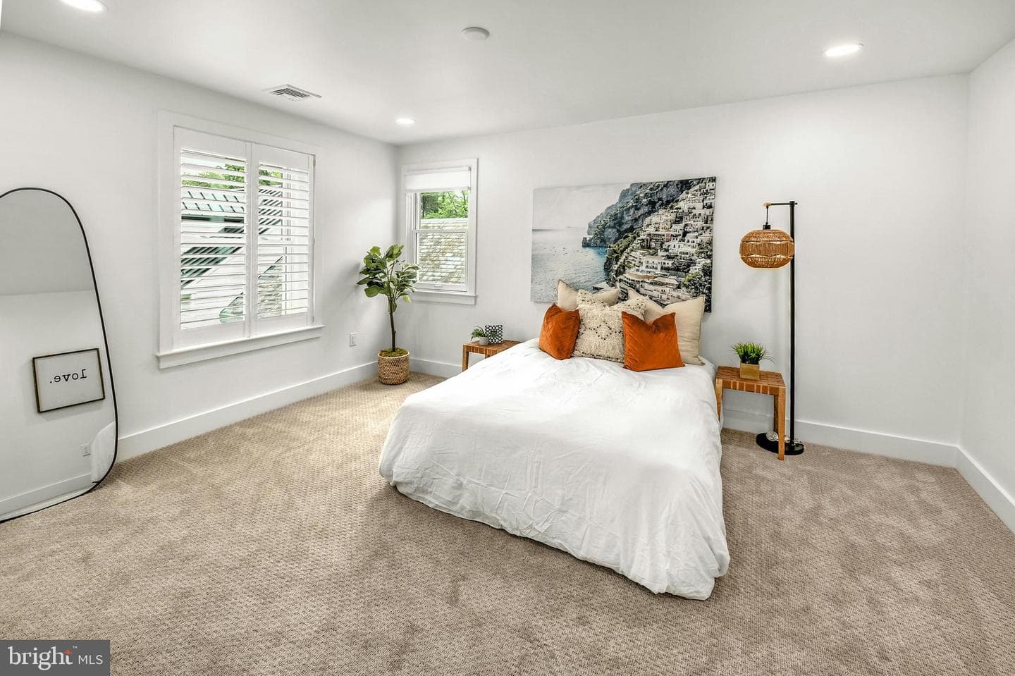 1803 Apple Tree Ln E photo 30