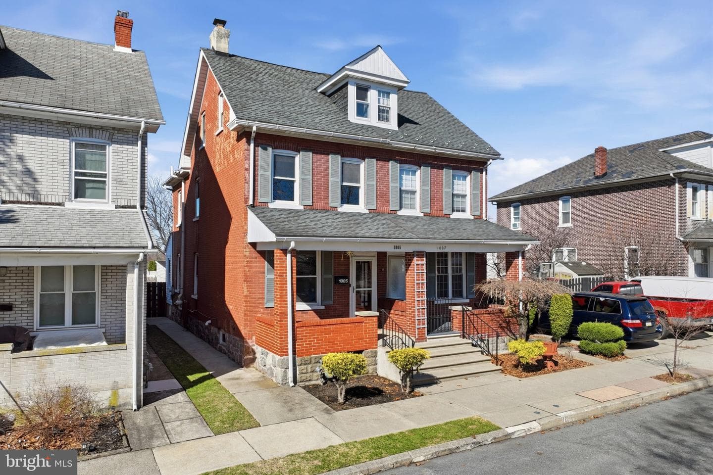 1005 Wood Street photo 2