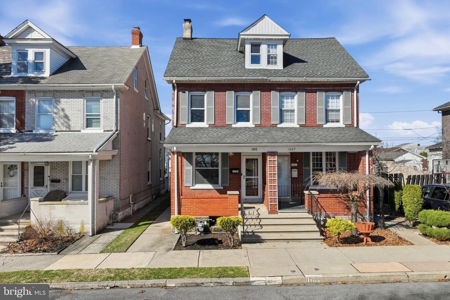 1005 Wood Street photo 3