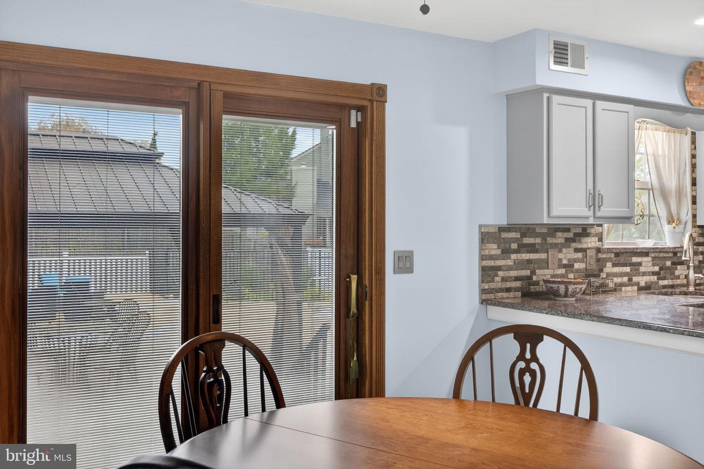 4894 Concord Drive photo 20