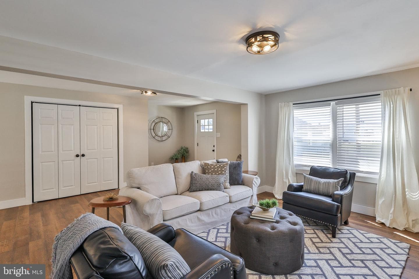 1437 Keilman Avenue photo 15