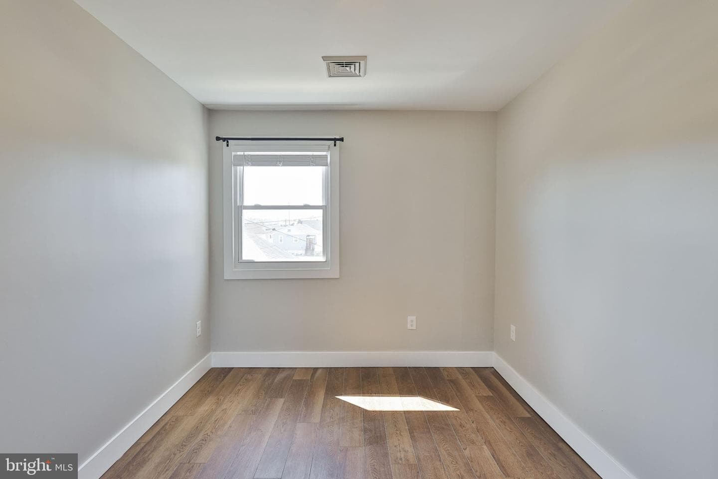 1437 Keilman Avenue photo 49