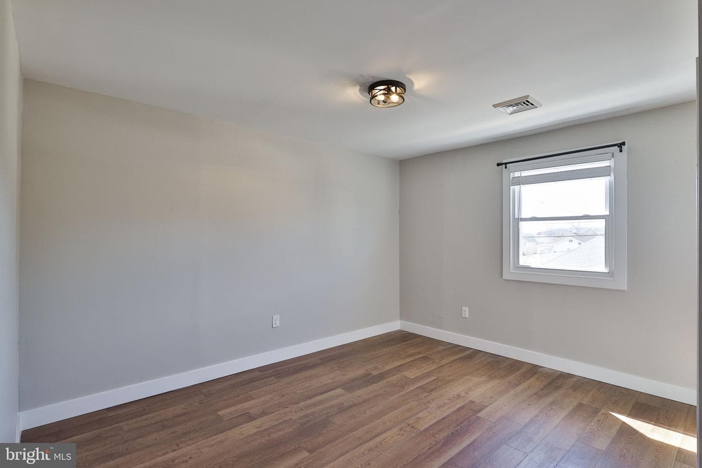 1437 Keilman Avenue photo 52