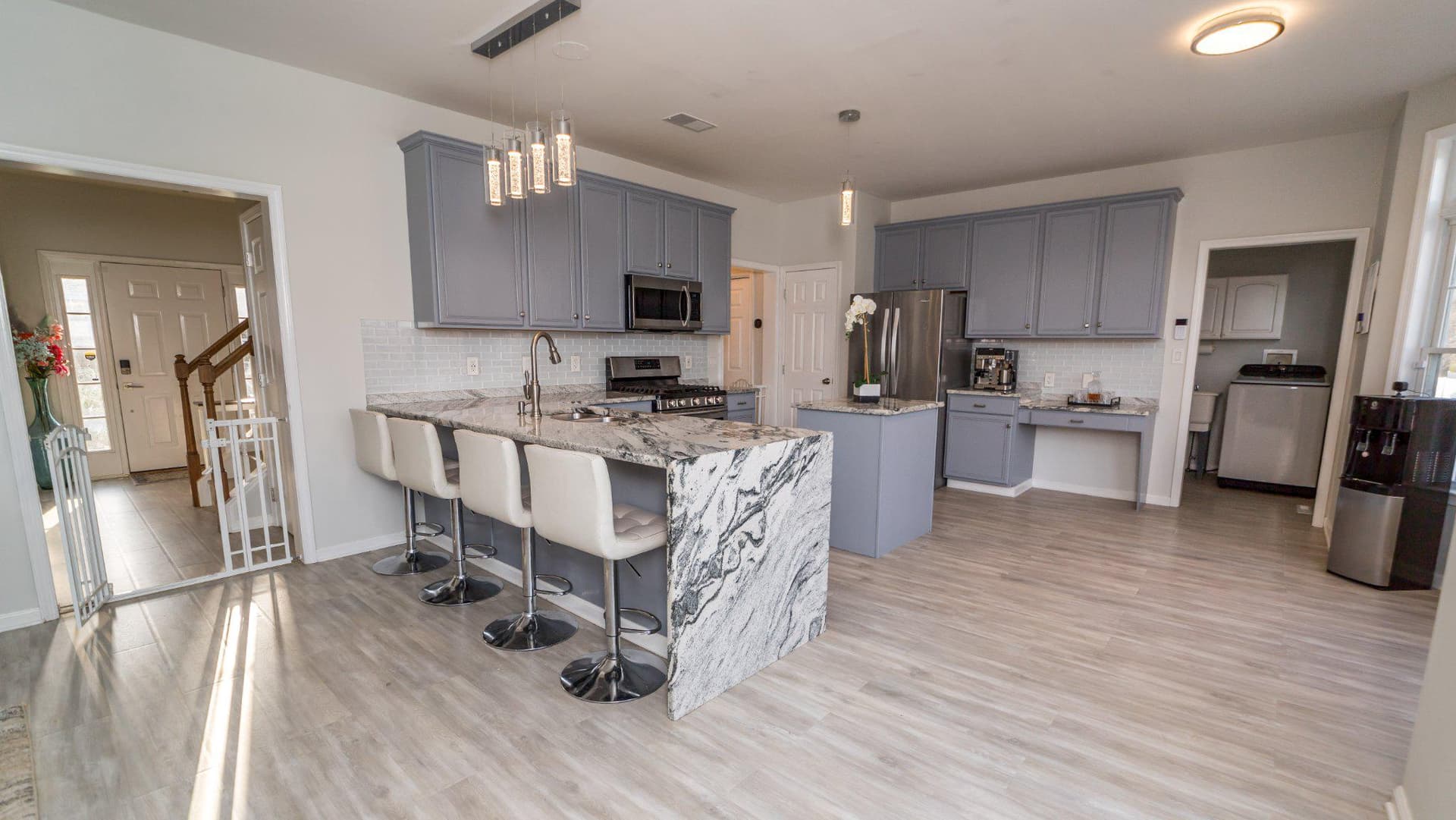 2305 Sheffield Drive photo 4