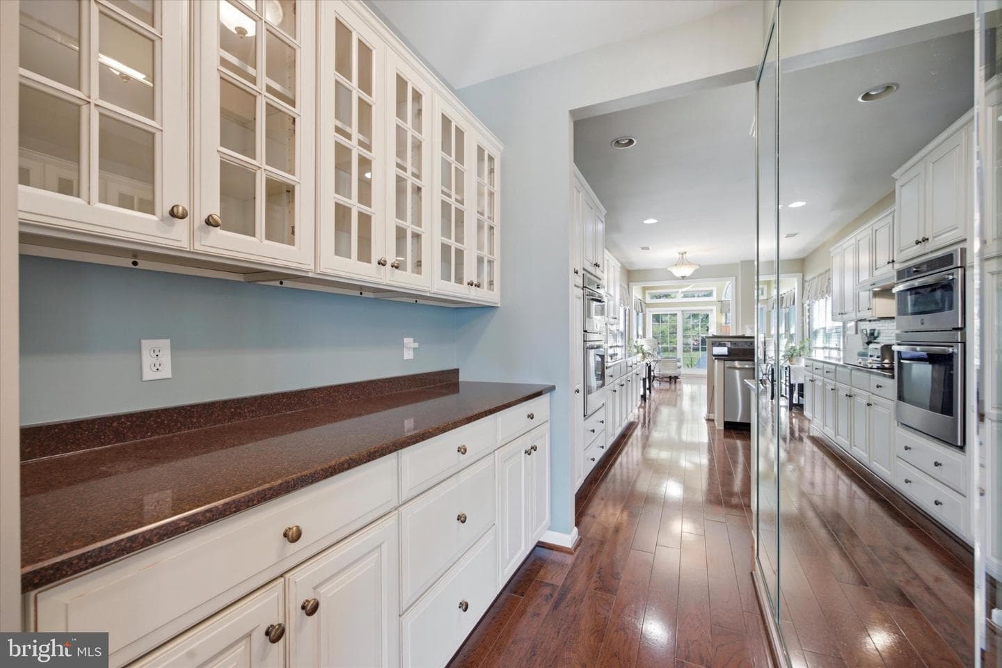 158 Glenmoor Circle N photo 11