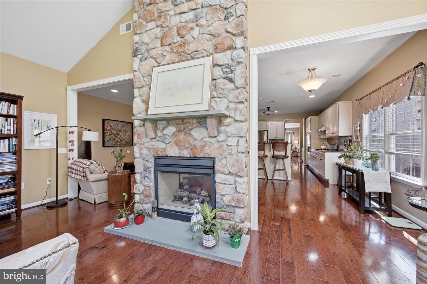 158 Glenmoor Circle N photo 21