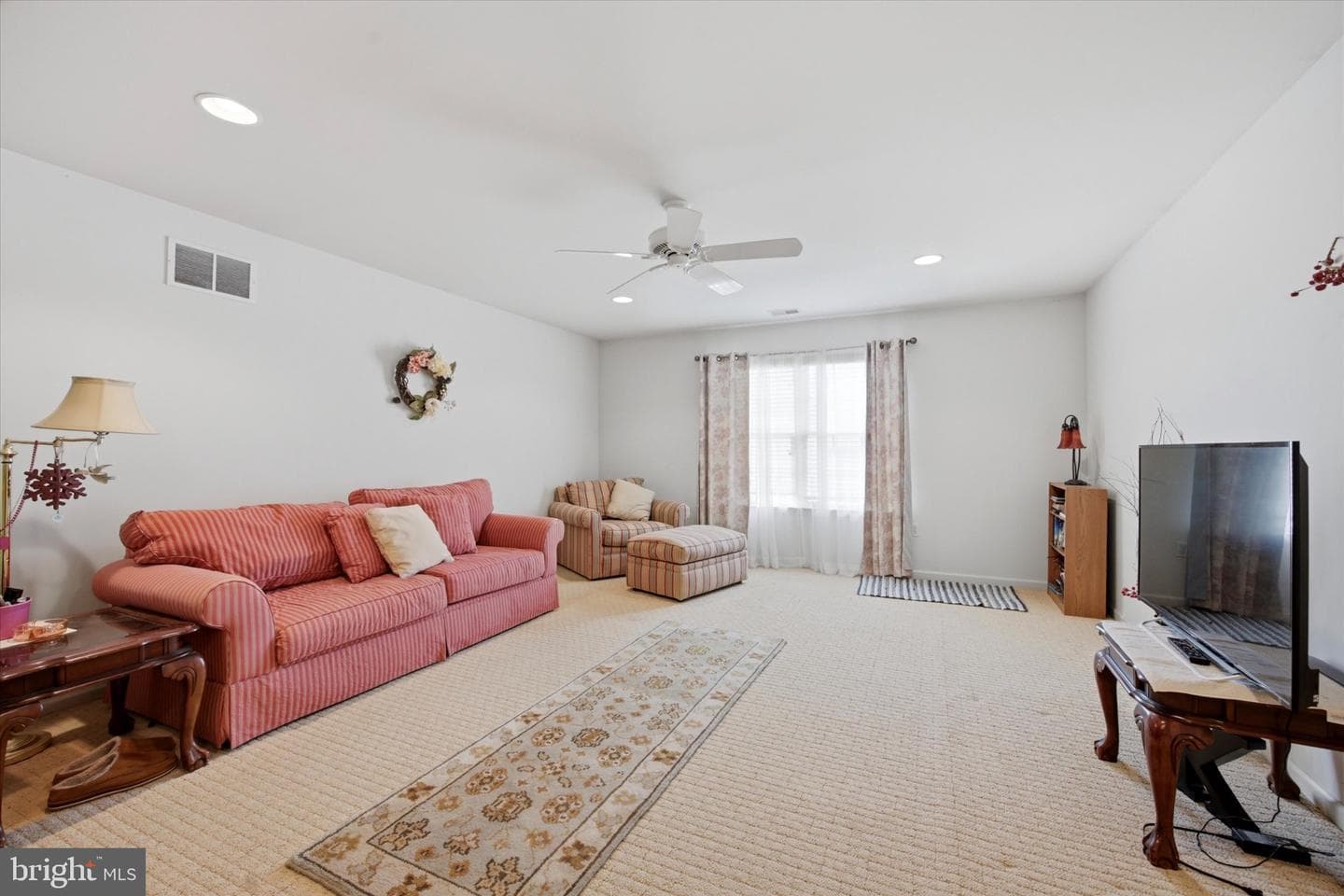 158 Glenmoor Circle N photo 24