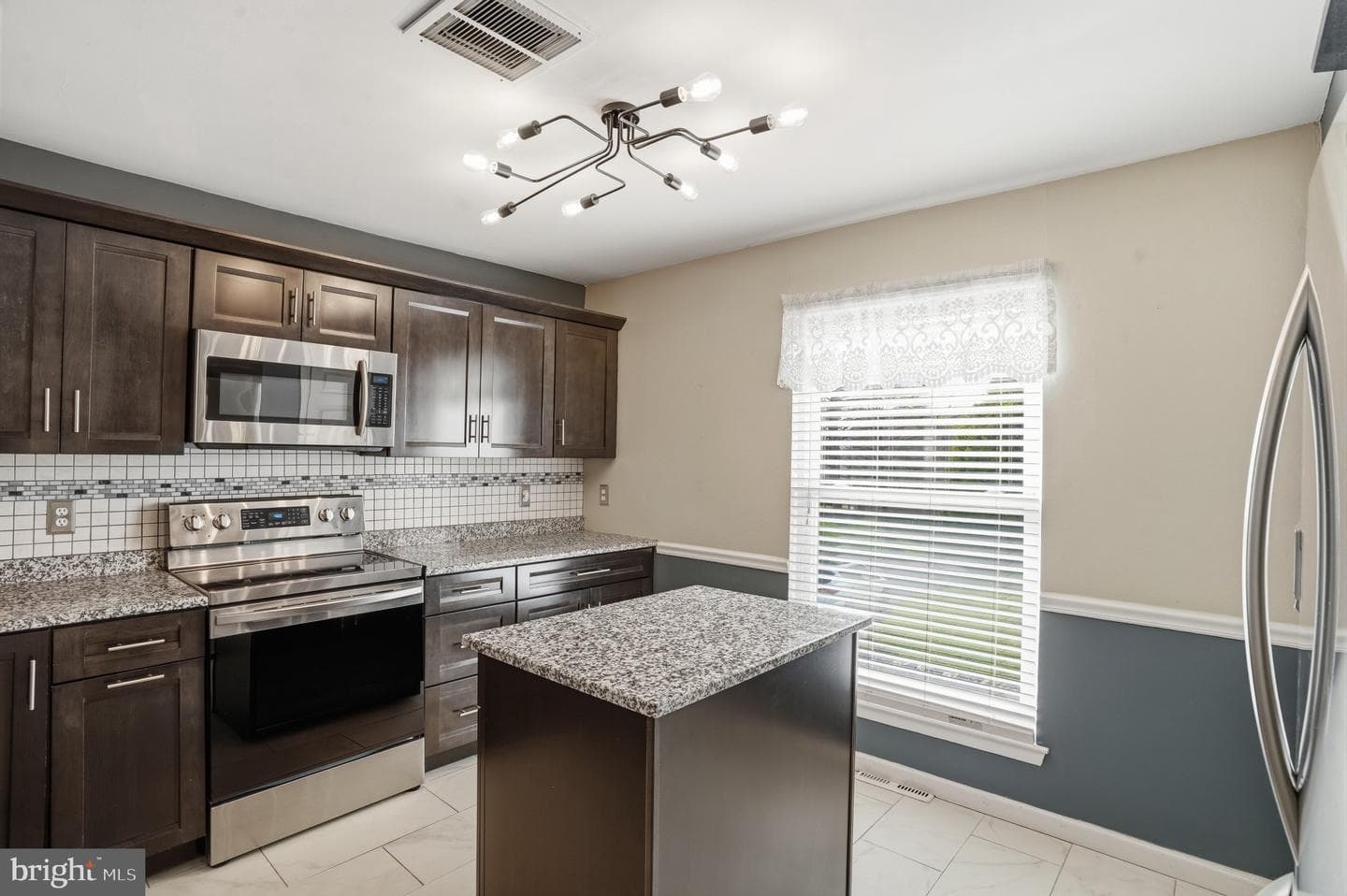 2807 Westgate Drive photo 20