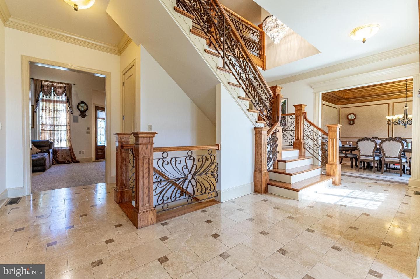 49 Crest Boulevard photo 11